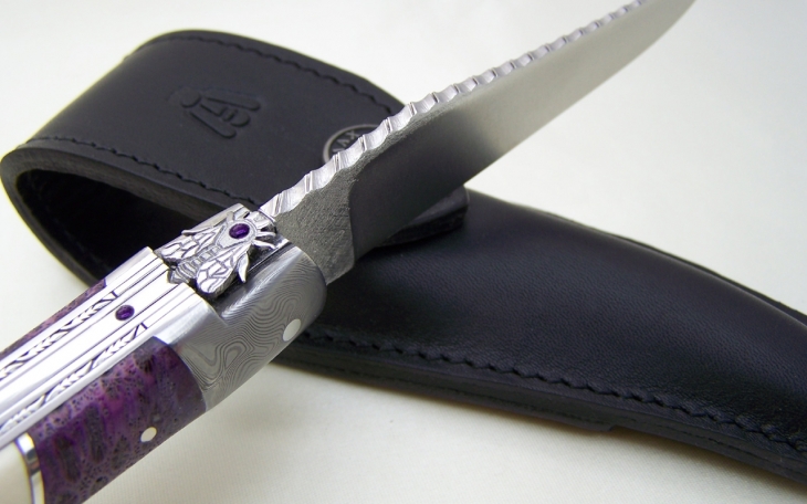 Laguiole knife coral and silver handle 925 with ivory insert of mammoth bee cisele with Amethystes
