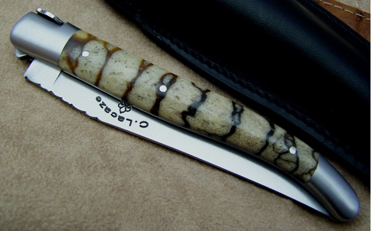 Couteau Laguiole 12 cm molaire de mammouth et lame damas carbone